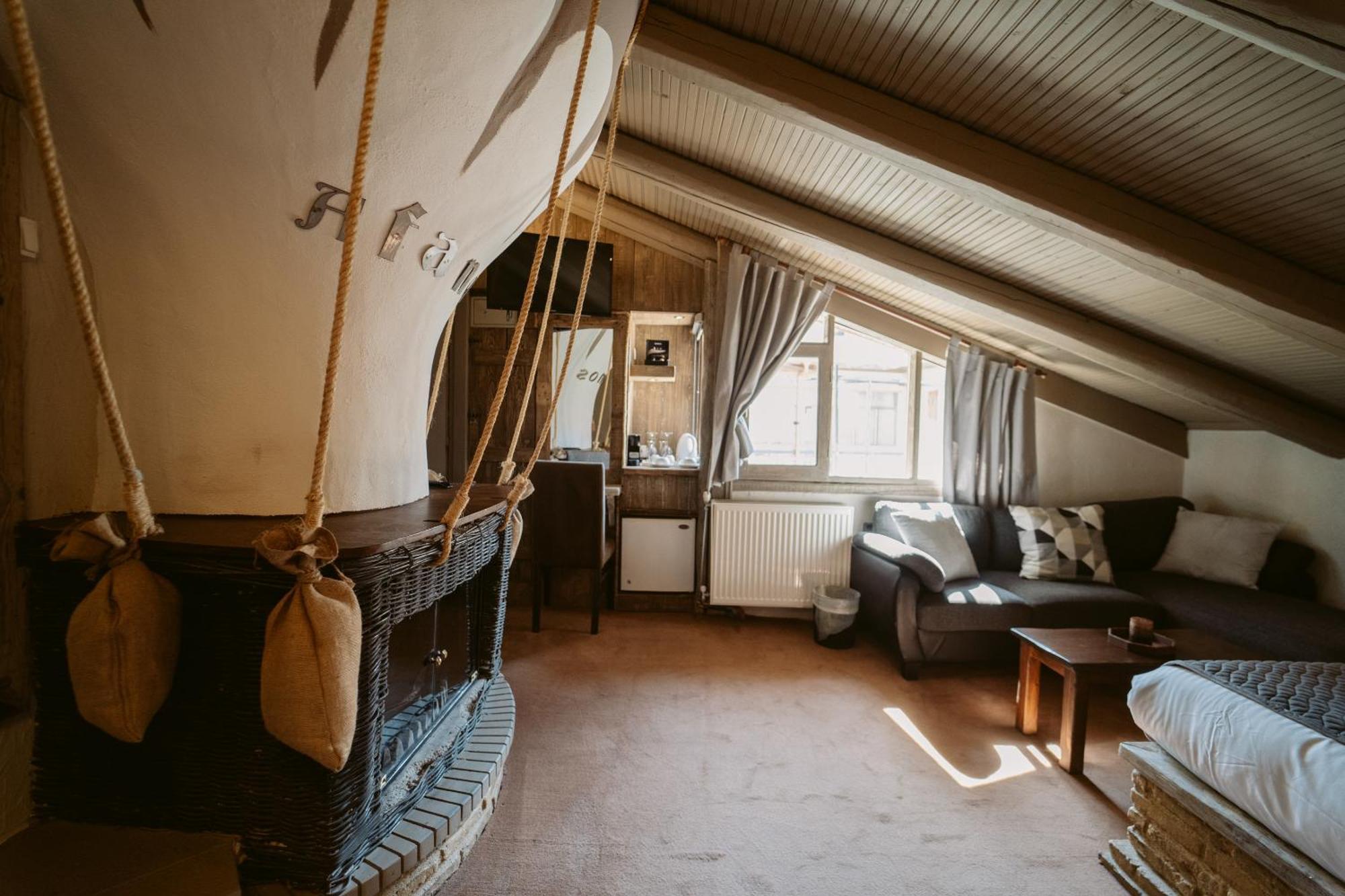Afanos Guesthouse Arachova Eksteriør billede