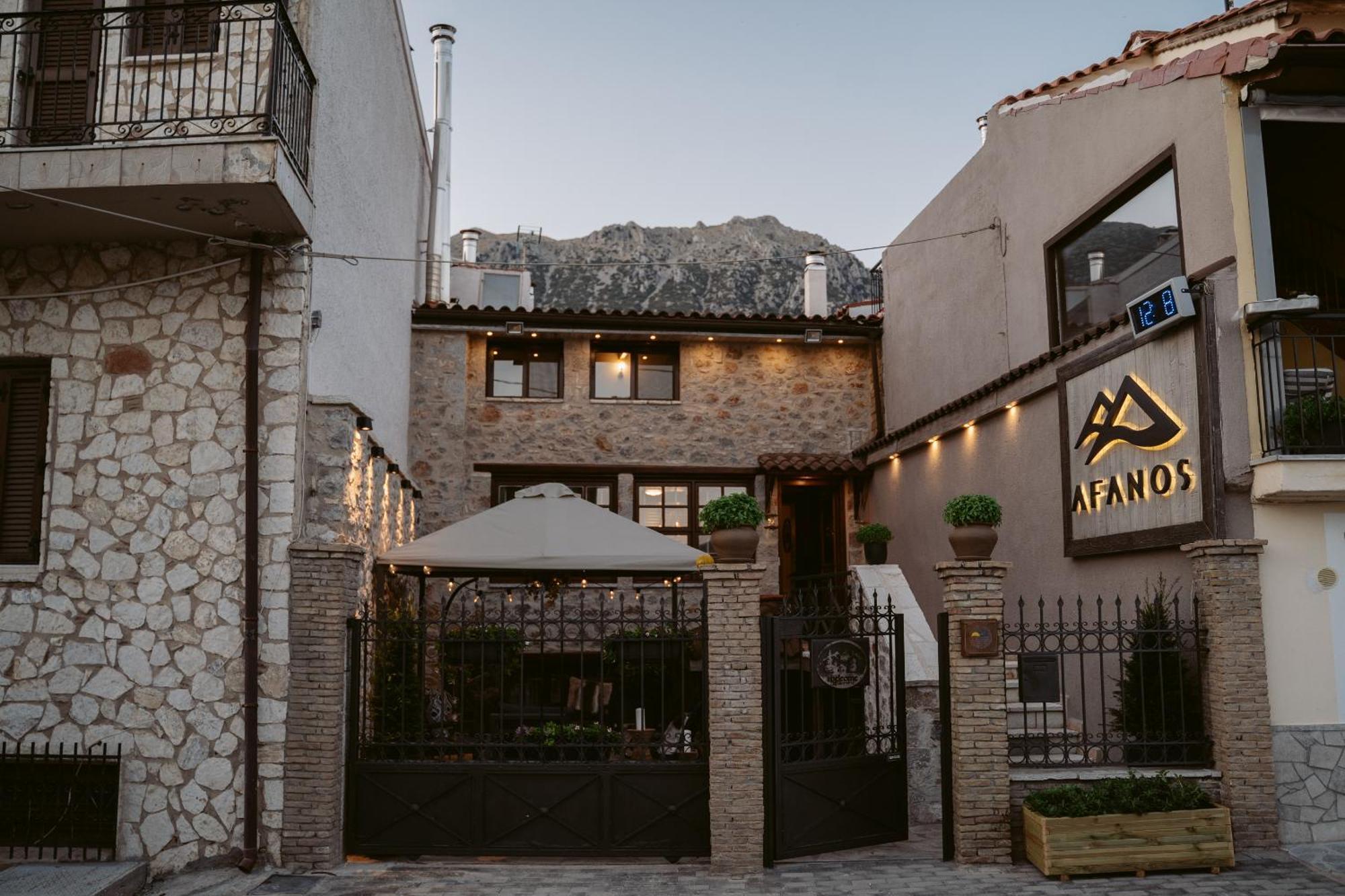 Afanos Guesthouse Arachova Eksteriør billede